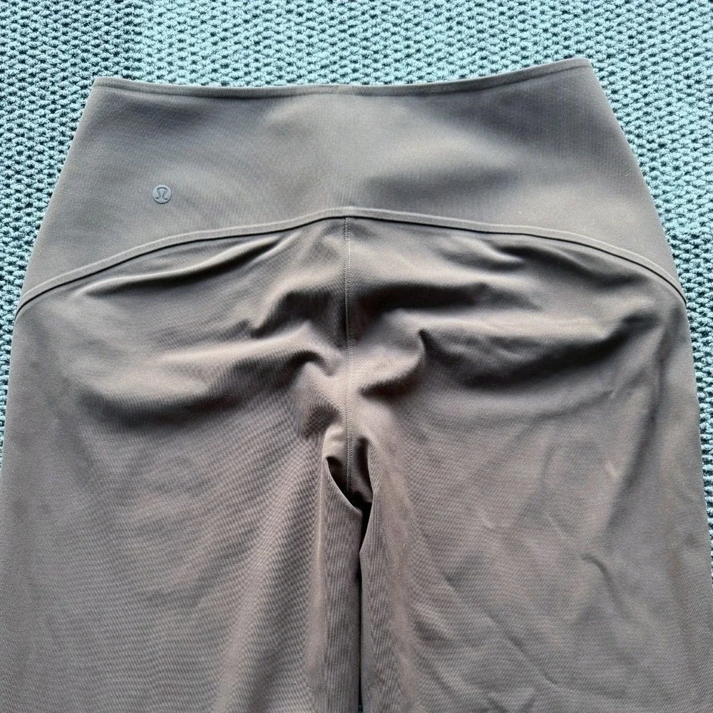 Lululemon Smooth Fit Pull-On Bootcut Pants Womens 8 Brown Travel Office Stretchy